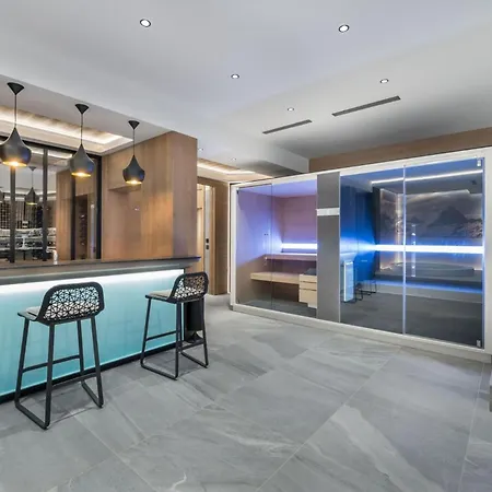 Luxury Chalet With Pool-jacuzzi La Plagne